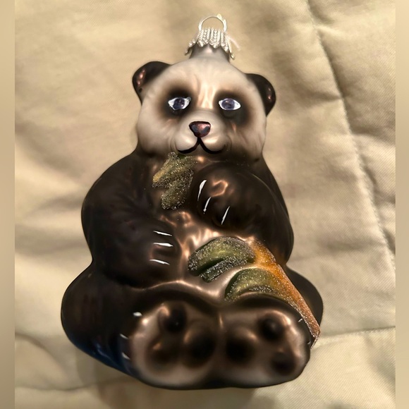 NWOT Rare, realistic German Panda Bear blown glass unique Christmas Ornament. - Picture 3 of 9